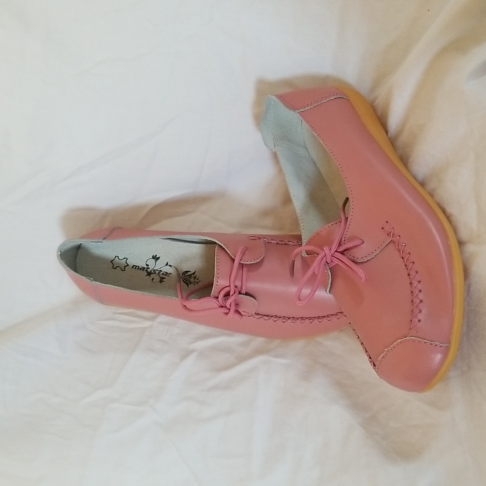 NWOT matstar shoes